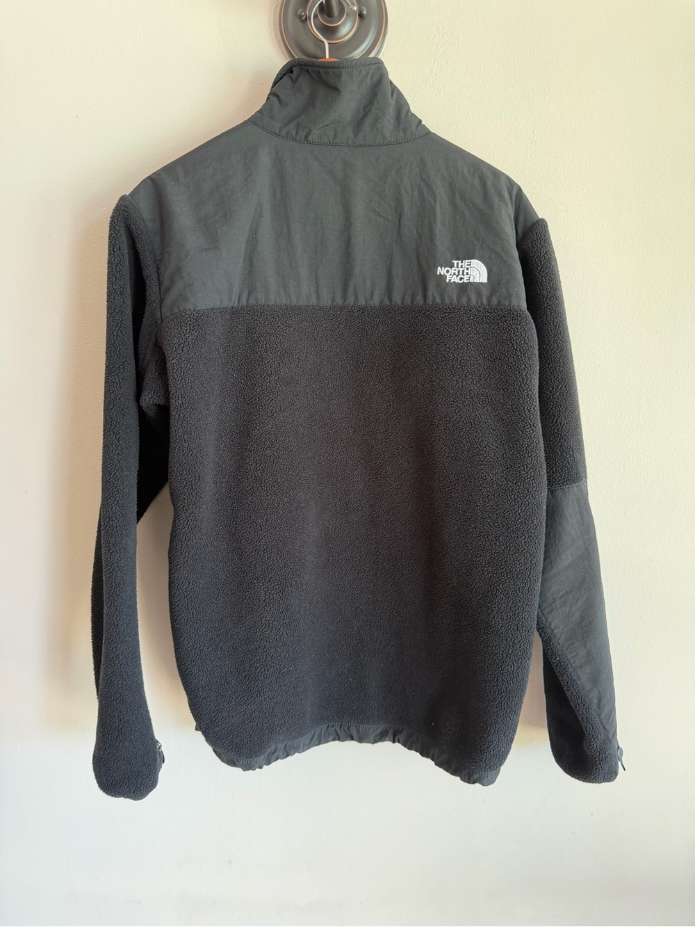 The North Face Men's Black Zip-Up‎ Fleece Jacket - Picture 4 of 4